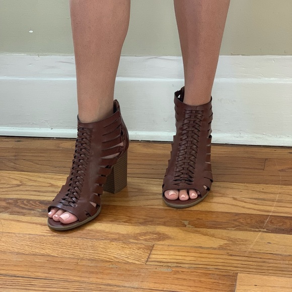 Brown booties - Picture 2 of 2